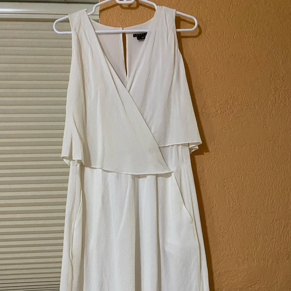 Theory dress like new.